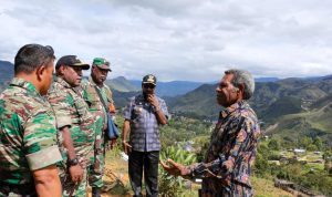 Dandim juga meninjau langsung lokasi pembangunan Kodim Lanny Jaya dan tempat yang akan digunakan untuk perumahan dinas Kodim Lanny Jaya
