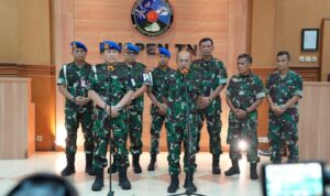 Kapuspen TNI Laksda TNI Julius Widjojono di Jakarta, Minggu (16/7/2023)