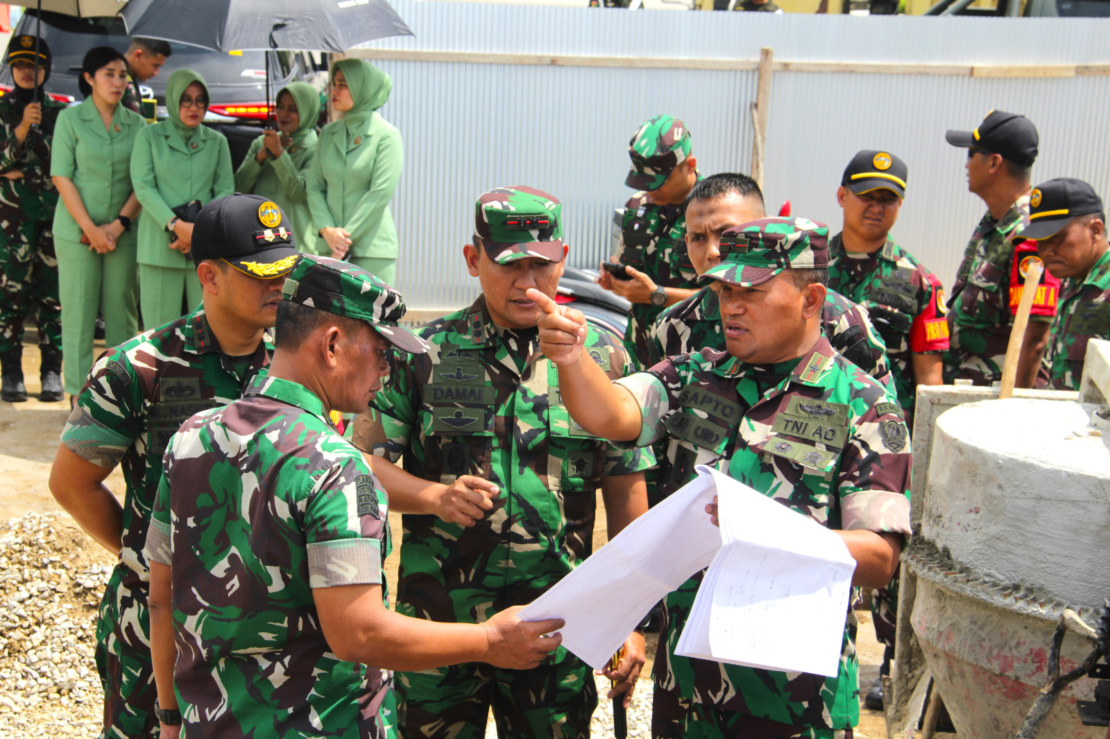 Tinjau Latsitardanus Ke-44 Kodim 0906/Kkr, Wagub Akmil: Saat Indonesia Emas, Kalianlah Pemimpin Instansi Masing-Masing!