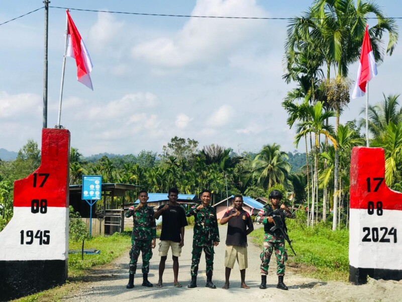 Peringati HUT RI dan Bangun Kebersamaan Dengan Warga, Satgas Yonif 122/TS Lakukan Ini di Pedalaman Papua