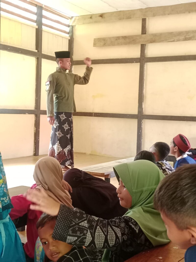 Melalui TPQ, Satgas Yonzipur 5/ABW Persiapkan Masa Depan Anak-Anak Perbatasan