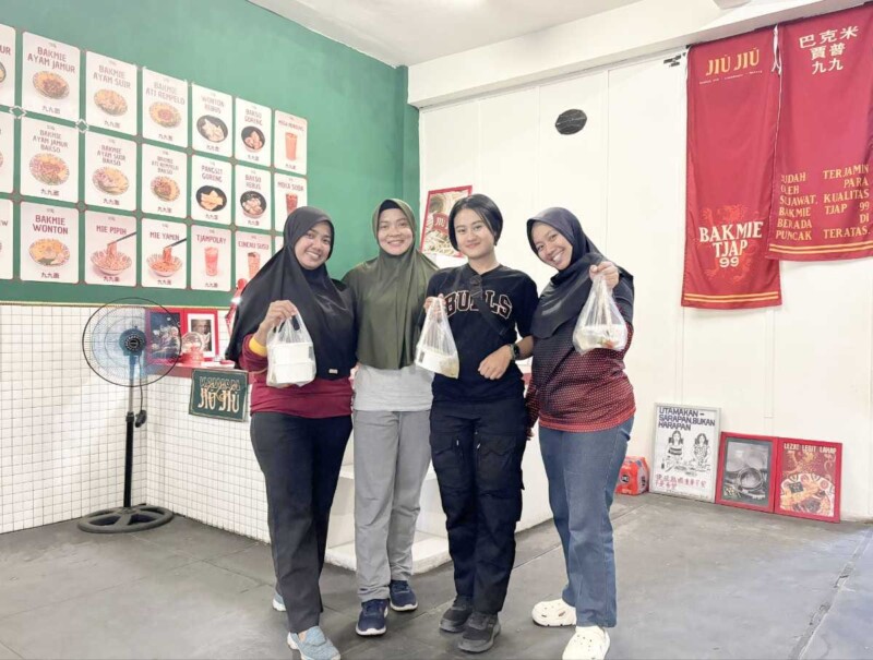 Srikandi Vicadha Divif 2 Kostrad Serbu Bakmi Tjap 99 Malang, Ada Apa?