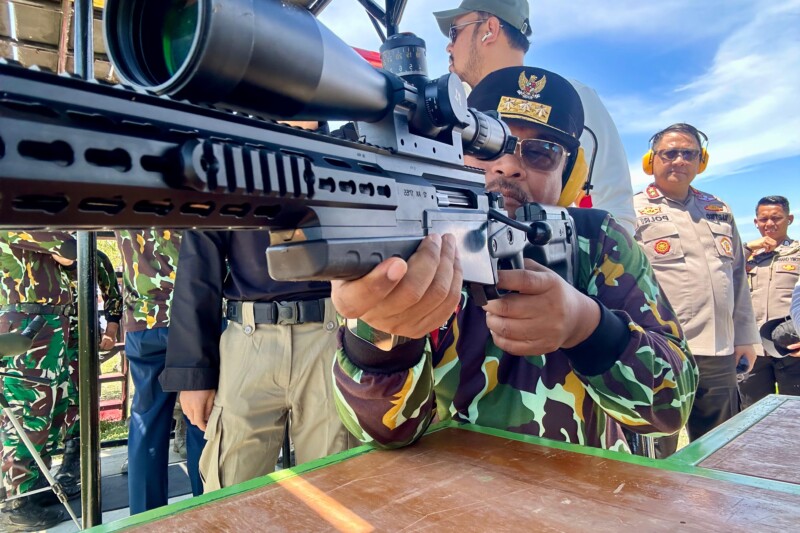 Masyarakat Aifat Apresiasi Satgas Yonif 762/VYS Bantu Pengecoran GKI Sion Kumurkek