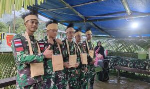 Peringati HUT TNI dan Kenaikan Pangkat, Satgas Yonif 642/Kps Doa Bersama Masyarakat