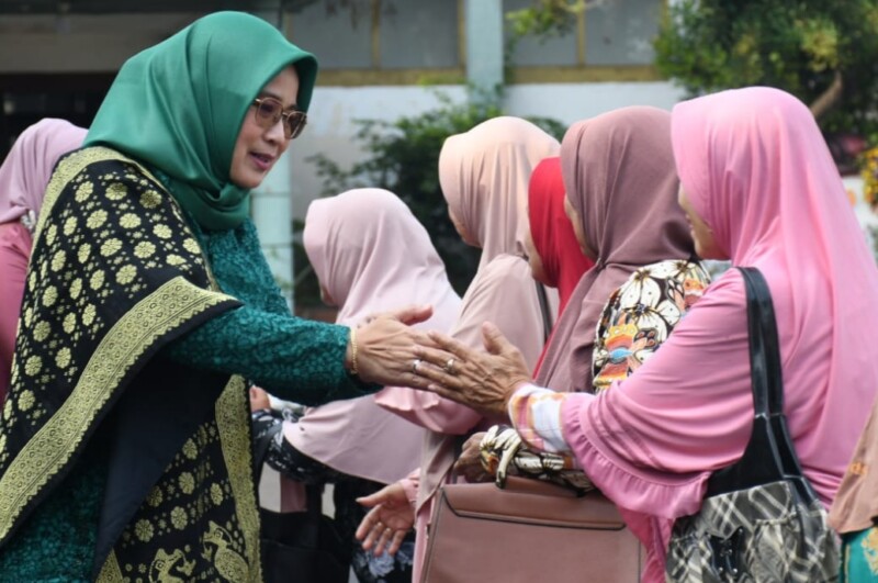 Ny. Dhina Rama Pratama: Warakawuri Adalah Sosok Wanita Tangguh dan Luar Biasa!