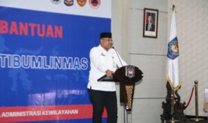 Dorong Semangat Pelayanan di Daerah, Pemerintah Serahkan Bantuan Trantibumlinmas Pada Pemda