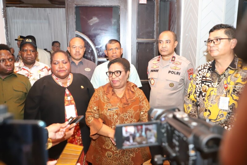 Ribka Haluk Pastikan Pelaksanaan Tahap Pilkada 2024 Lanjutan di Papua Tengah Tetap Sesuai Jadwal