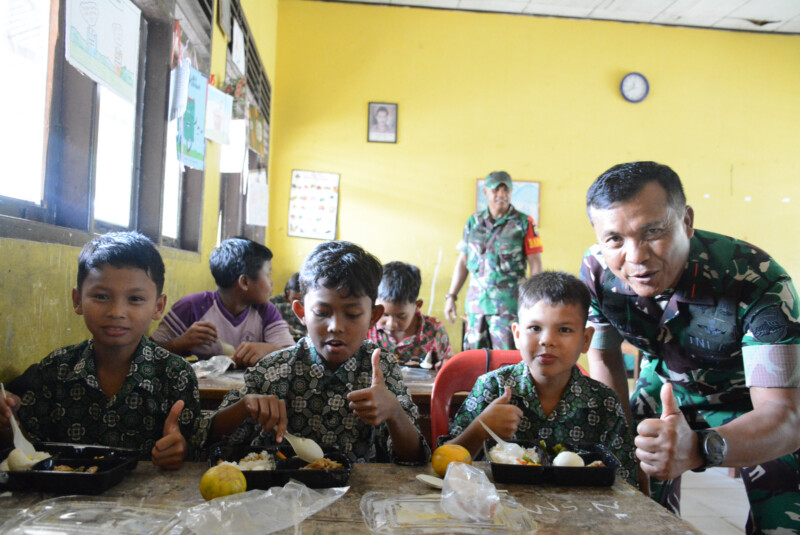 Korem 031/Wira Bima dan RS Nurlima Gelar Makan Bergizi Gratis, Ternyata Ini Tujuannya