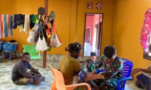 Peduli, Satgas Yonif 642/Kps Beri Penyuluhan Pola Hidup Sehat dan Yankes di Jagiro