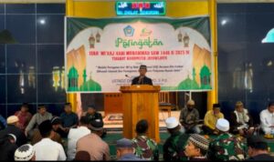 Peringatan Isra' Mi'raj di Walesi, Eratkan Ukhuwah Islamiyah Satgas Yonif 641/Bru dan Masyarakat