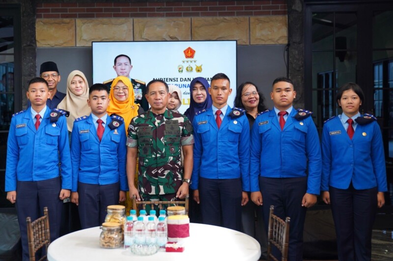 Terima Audiensi, Panglima TNI Harapkan Siswa-Siswi SMA Taruna Nusantara Jadi Pemimpin Berkarakter