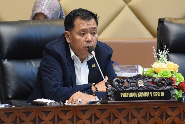 Ketua Komisi V DPR Apresiasi Kelancaran Arus Mudik 2025, Soroti Kenaikan Tarif Pesawat
