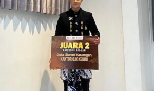Ilham UNAIR Bawa Pulang Juara Duta Literasi OJK, Sembari Bangun Kesadaran Finansial Anak Muda