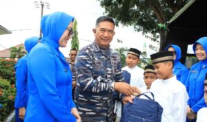 Sambut Usia ke-51, Rumkital Dr. Midiyato Suratani Gelar Khitanan Massal