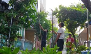 Kerja Bakti Serentak Warga Kedung Tarukan Baru, Antisipasi Banjir dan Penguatan Kampung Asri di Mojo