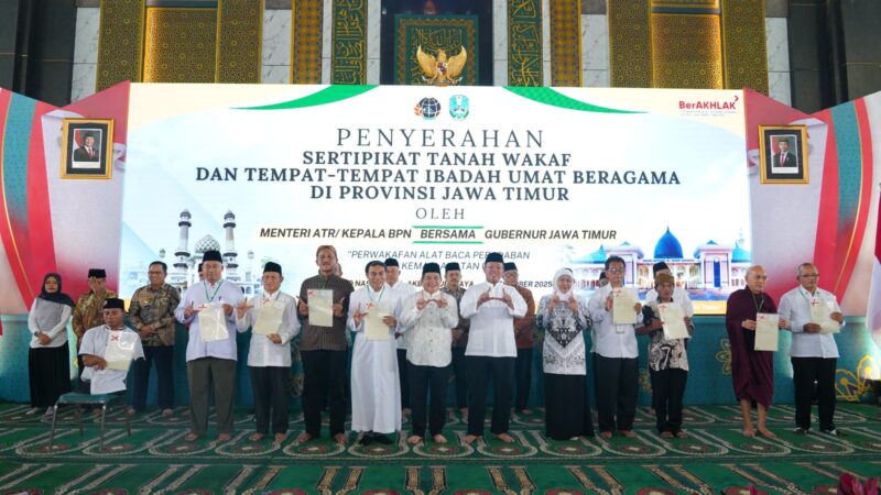 Dari Masjid Al-Akbar Negara Turun Tangan, 2.532 Sertipikat Wakaf Diserahkan untuk Menutup Celah Konflik