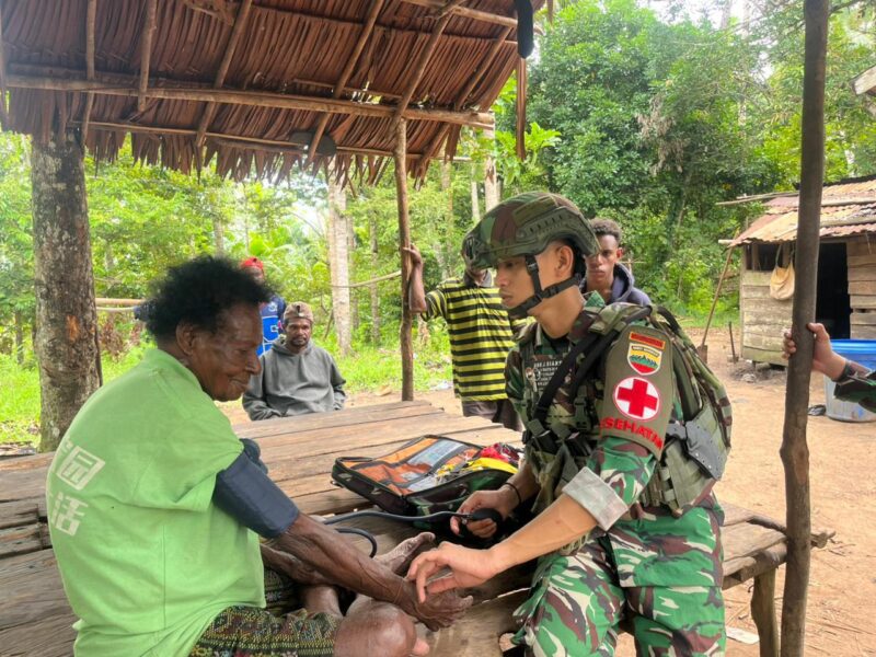 Satgas Yonif 123/Rajawali Buka Akses Layanan Kesehatan bagi Warga di Pos-Pos Terpencil Papua