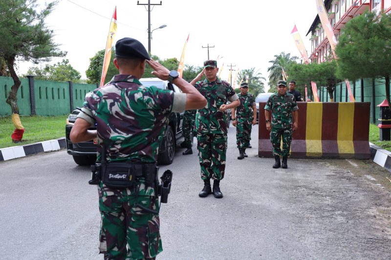 Pangdam I/Bukit Barisan Tinjau Kesiapan Prajurit dan Alutsista Yon Kav 6