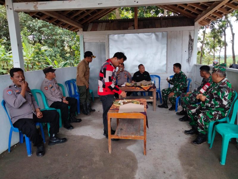 Danramil Jenar Bahas Strategi, Hutan Jadi Peluang Baru bagi Warga