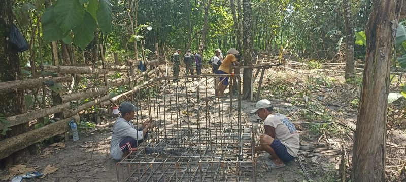 Gotong Royong Warga dan TNI Percepat Pembangunan Jembatan Garuda di Boyolali