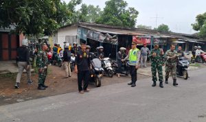 Pengawalan Aparat, Ratusan Warga PSHW Berangkat Tertib ke Halal Bihalal Blitar