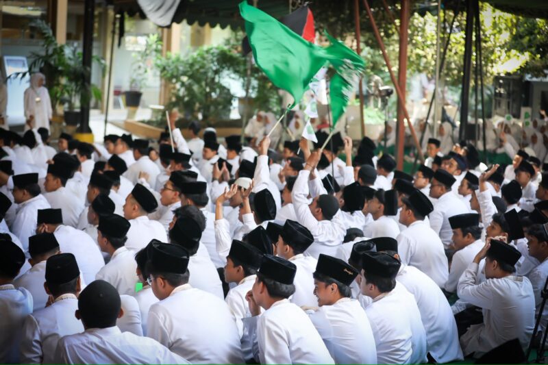 Sholawat Merah Putih, 2.000 Siswa Khadijah Surabaya Perkuat Cinta Rasul dan NKRI