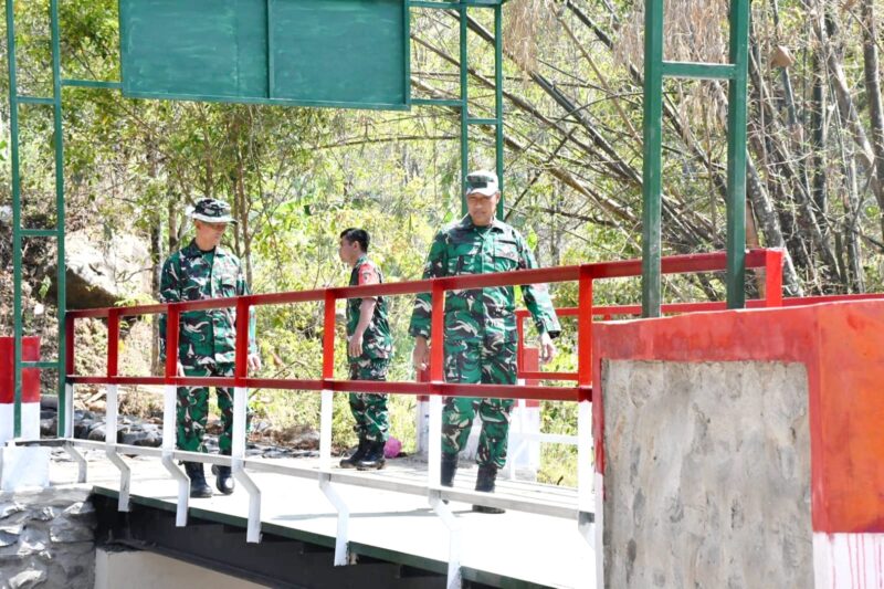 Ribuan Warga dan Petani Terbantu dengan Jembatan Garuda di Desa Bareng